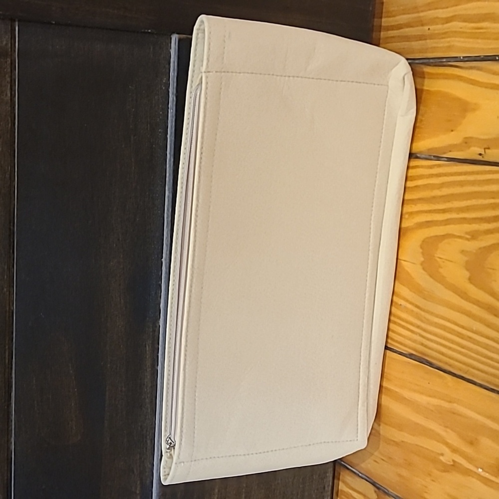 Purse organizer